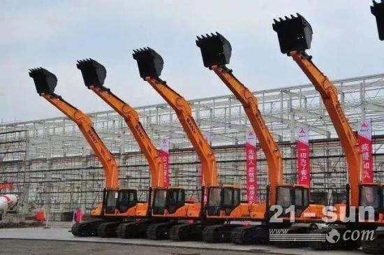 中国制造业已经连续11年位居世界第一工程机械制造业前景广阔(图3) 中国制造业已经连续11年位居世界第一工程机械制造业前景广阔(图3)