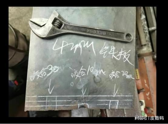 扳手掰弯豹5大梁?建议重读初中物理(图2) 扳手掰弯豹5大梁?建议重读初中物理(图2)