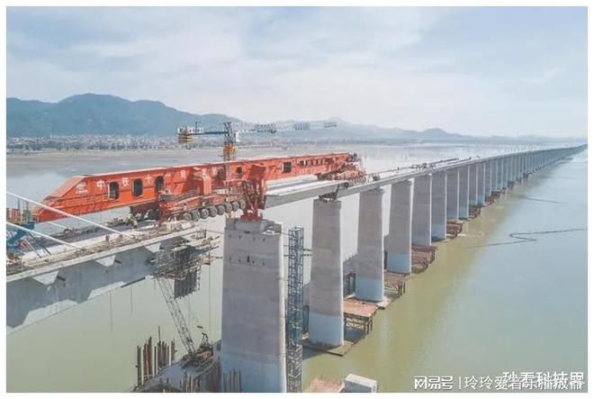 全球首台!又一大国重器诞生让西方明白:这才是中国制造!(图3) 全球首台!又一大国重器诞生让西方明白:这才是中国制造!(图3)