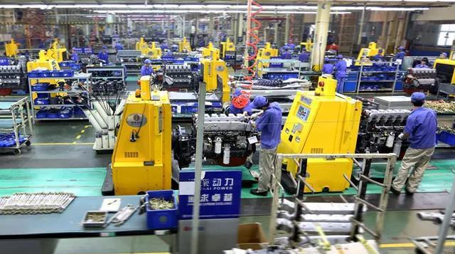 中国制造业“黑马”:从负债3亿到全球第一力压三一和中联重科(图6) 中国制造业“黑马”:从负债3亿到全球第一力压三一和中联重科(图6)
