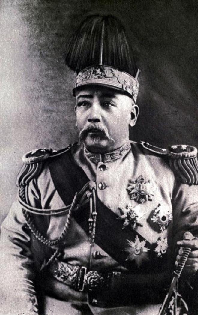 袁世凯只当了83天皇帝“袁大头”却造了75亿枚这是为什么?(图2) 袁世凯只当了83天皇帝“袁大头”却造了75亿枚这是为什么?(图2)