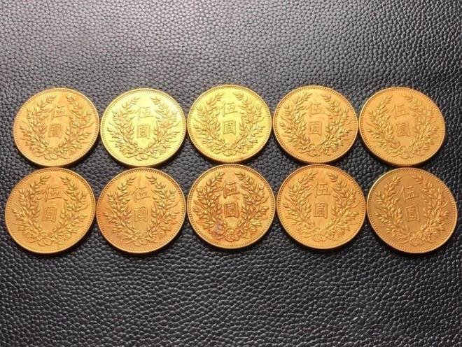 袁世凯只当了83天皇帝“袁大头”却造了75亿枚这是为什么?(图1) 袁世凯只当了83天皇帝“袁大头”却造了75亿枚这是为什么?(图1)