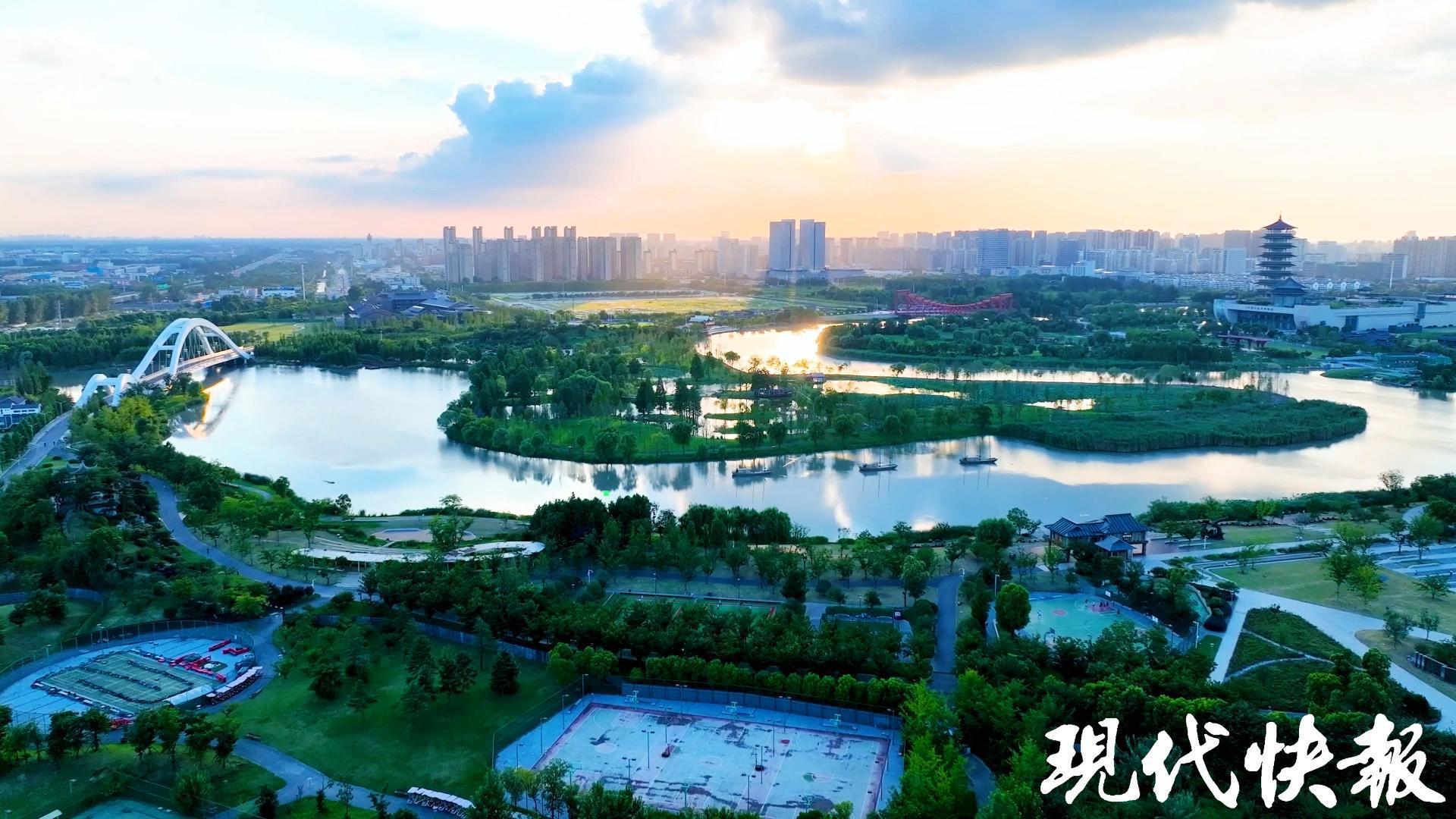 沿着的足迹看全面深化改革开放的江苏实践(图14) 沿着的足迹看全面深化改革开放的江苏实践(图14)