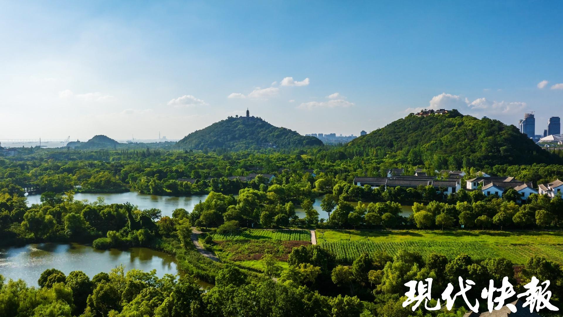 沿着的足迹看全面深化改革开放的江苏实践(图18) 沿着的足迹看全面深化改革开放的江苏实践(图18)