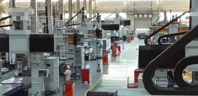 中国第一机企：从世界第一到破产重组曾经的国之重器发生了啥(图6)