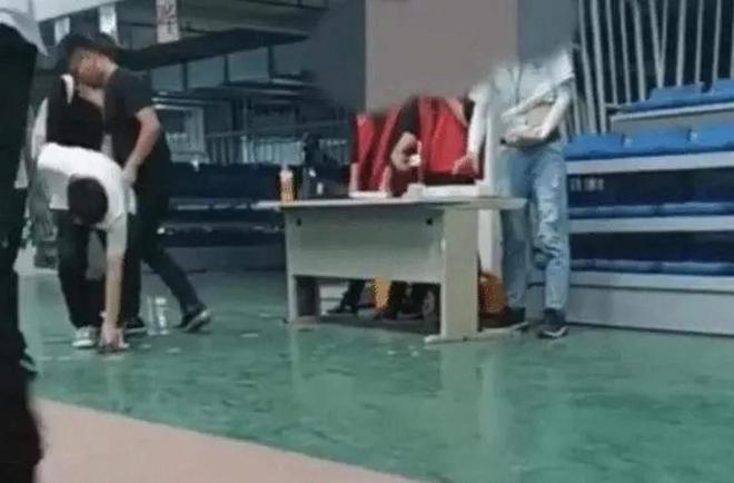 年轻人正在逃离工厂！宁可转型外卖小哥“中国制造”后继无人？(图4)