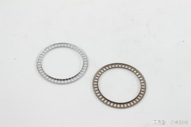 磁力抛光机的原理解析金属制品处理(图2) 磁力抛光机的原理解析金属制品处理(图2)