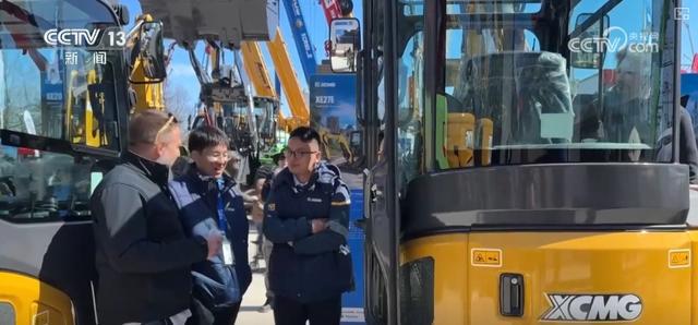 抢购一空!“不确定”里的“确定”和底气 中国制造“大块头”依旧海外畅销火爆(图10) 抢购一空!“不确定”里的“确定”和底气 中国制造“大块头”依旧海外畅销火爆(图10)